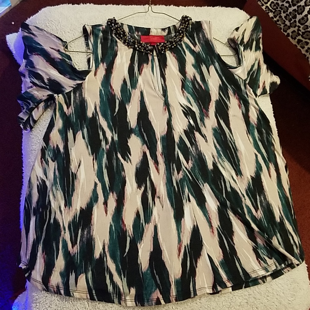 Jennifer Lopez Cold Shoulder Embellished collar